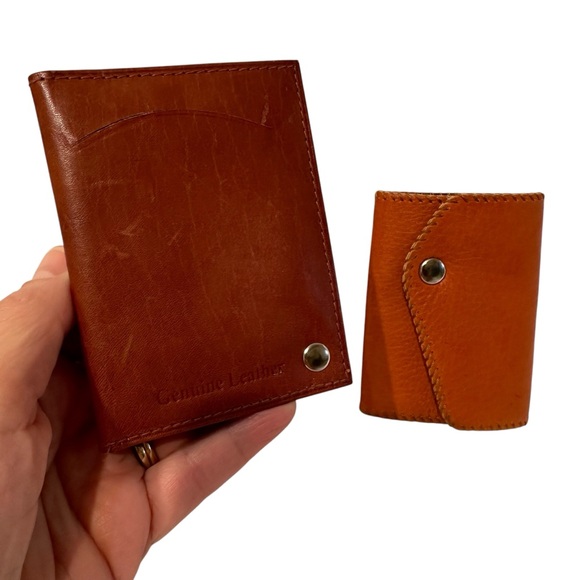 Vintage Leather Card & Key Holder - Picture 2 of 6